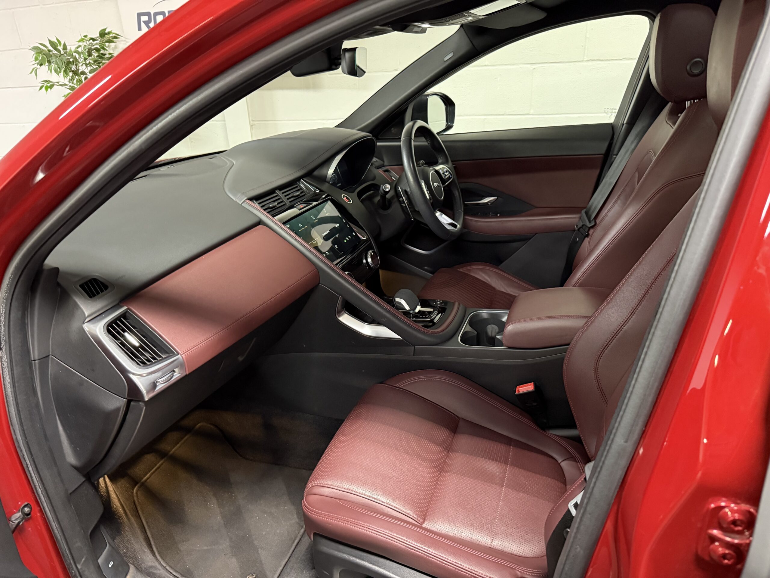 2023 Jaguar E-Pace P300e