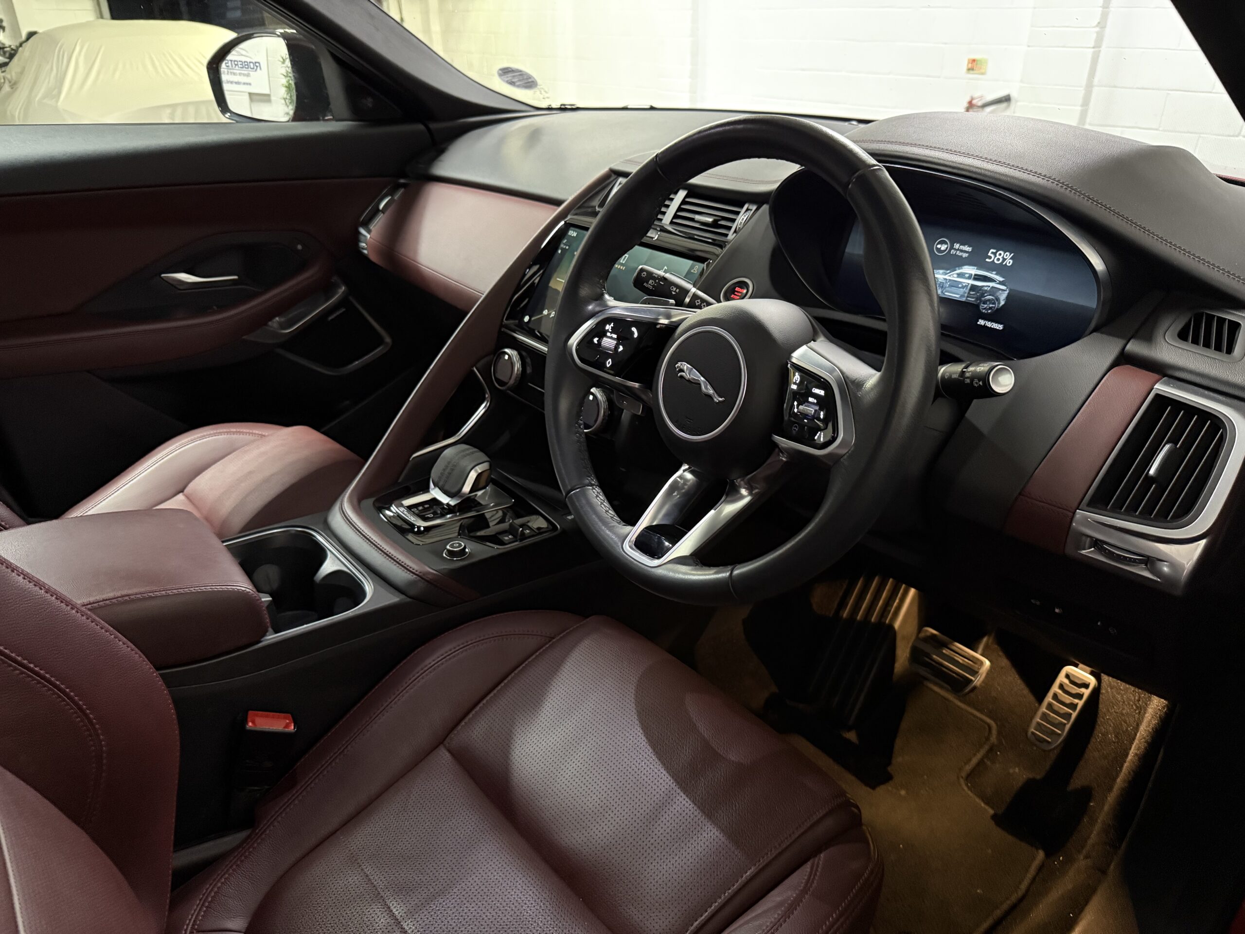 2023 Jaguar E-Pace P300e