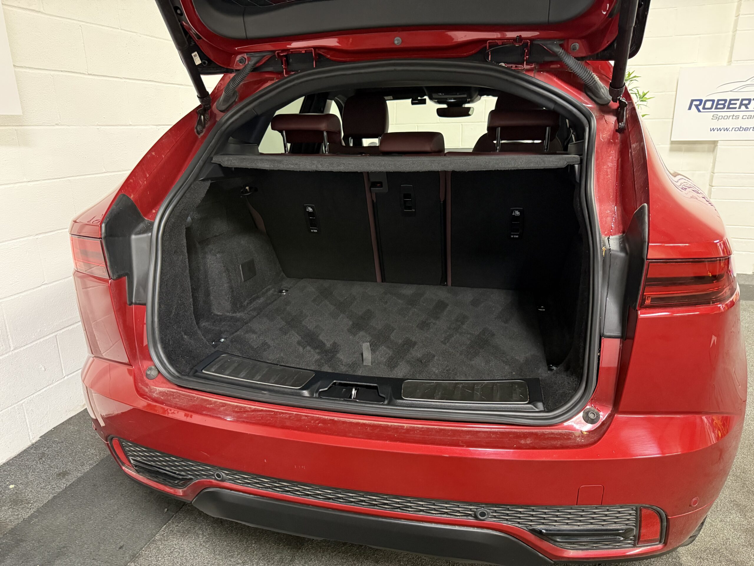 2023 Jaguar E-Pace P300e