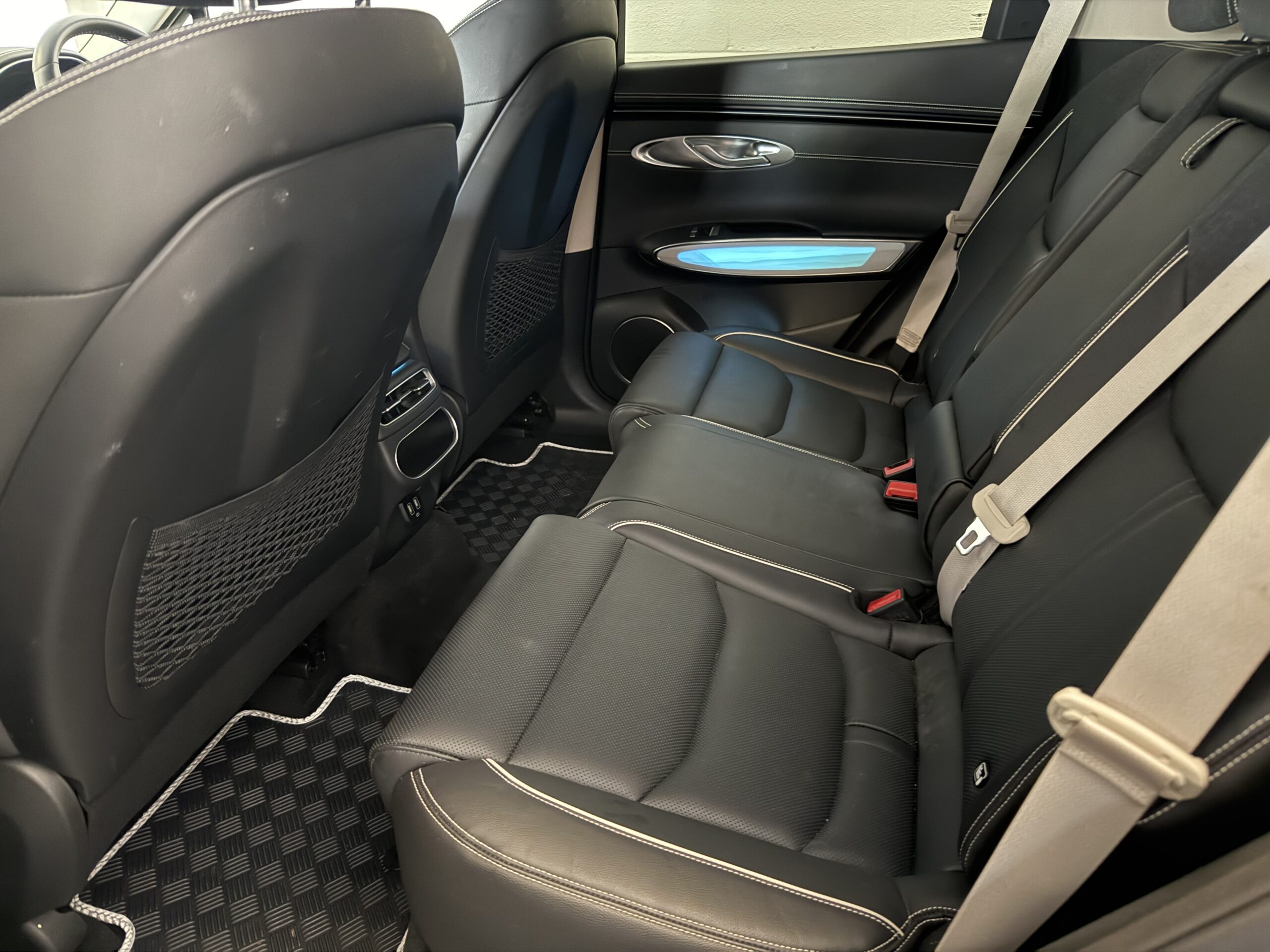 2023 Genesis GV70