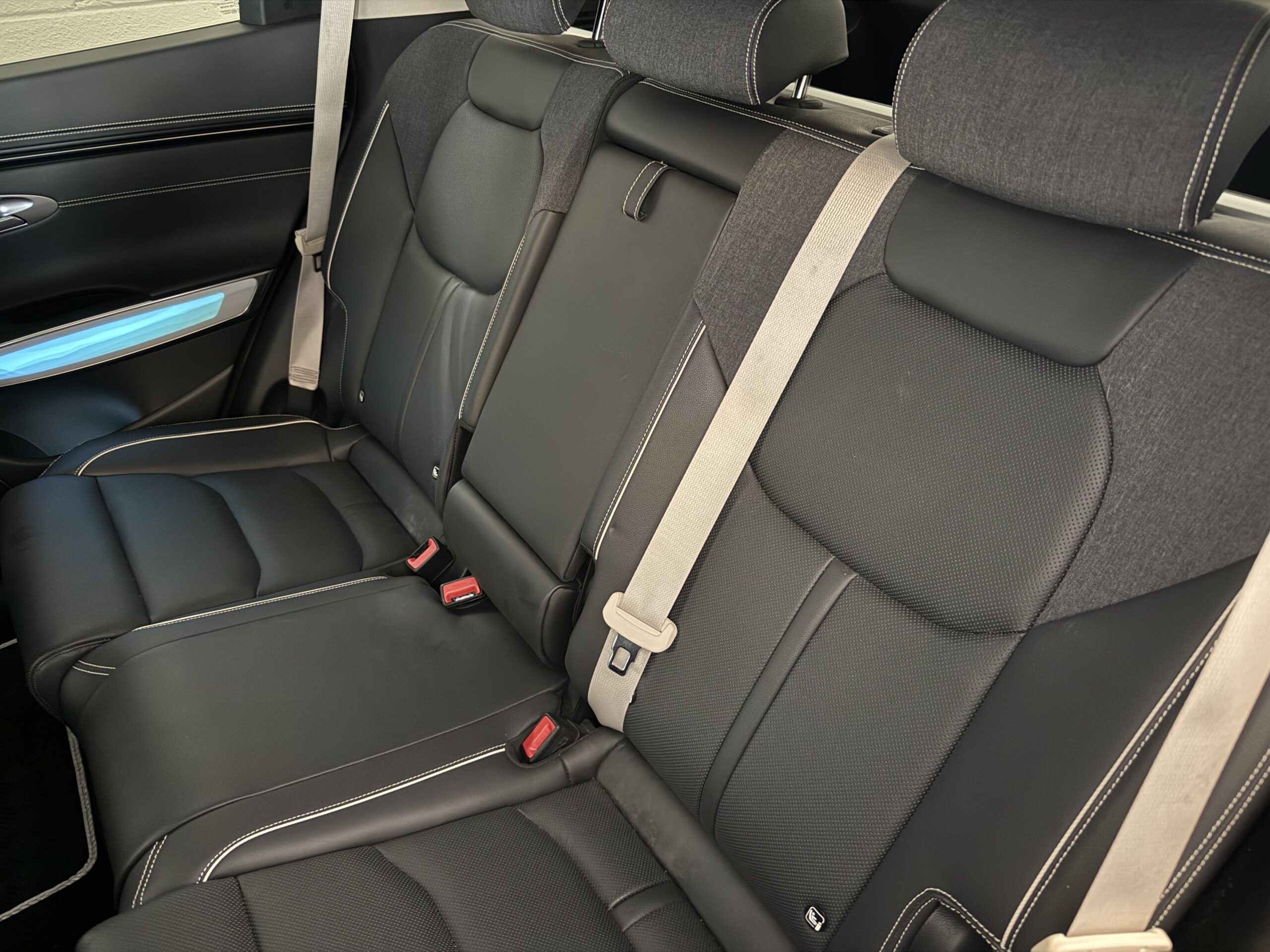 2023 Genesis GV70