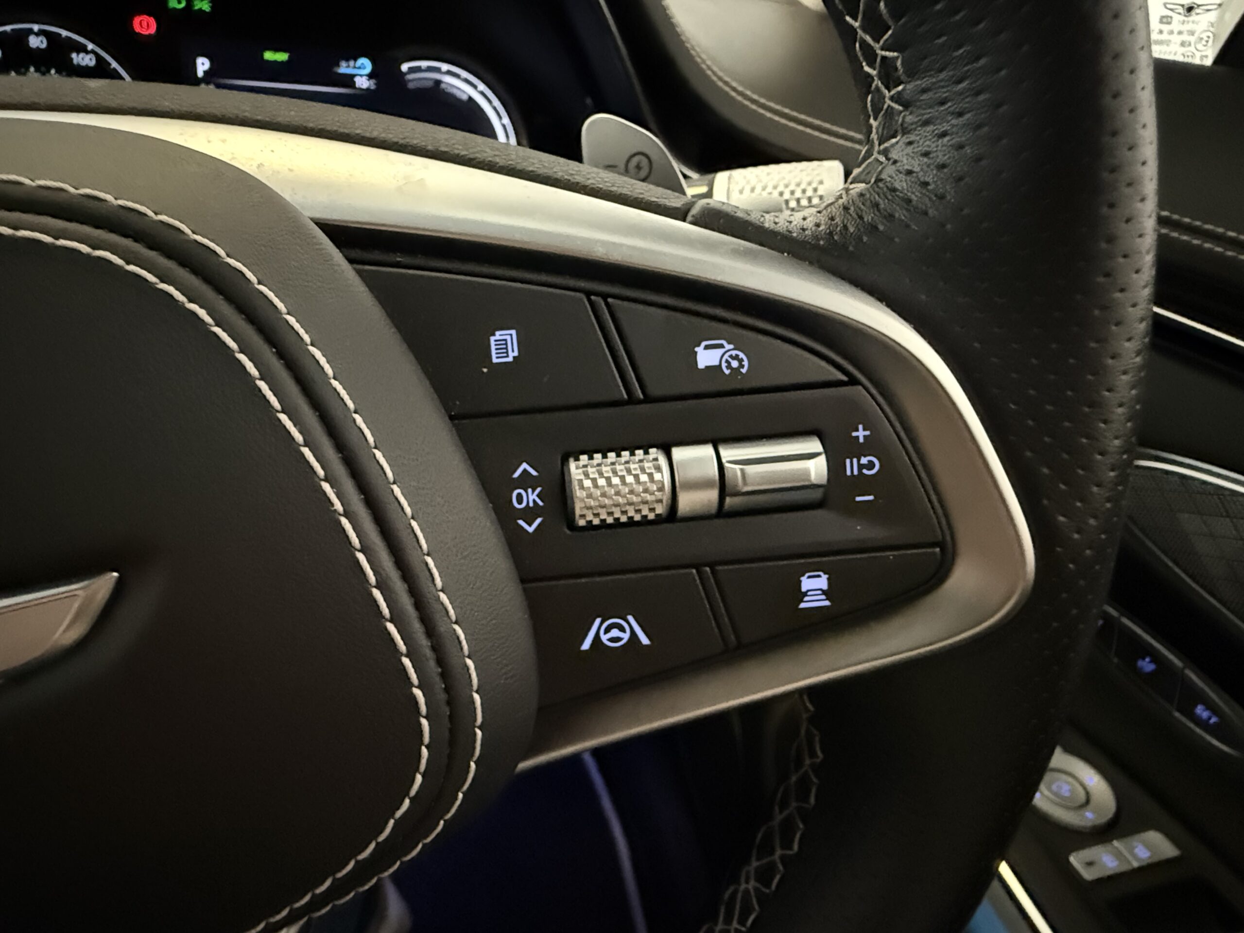 2023 Genesis GV70