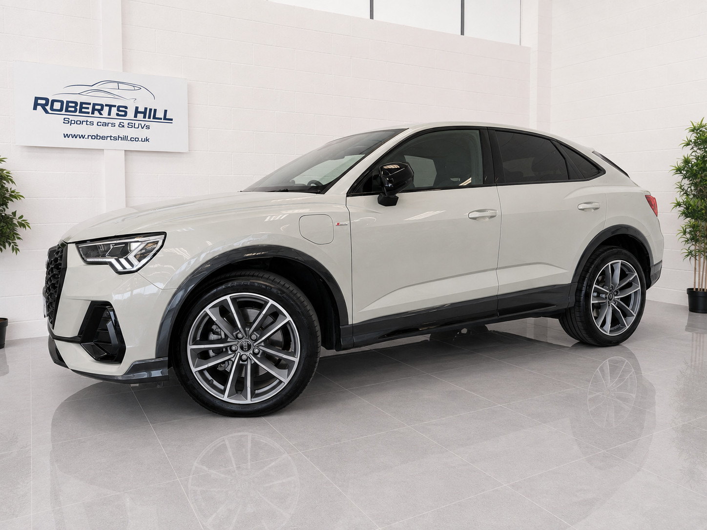 2023 Audi Q3 1.4 TFSIe 45 Vorsprung