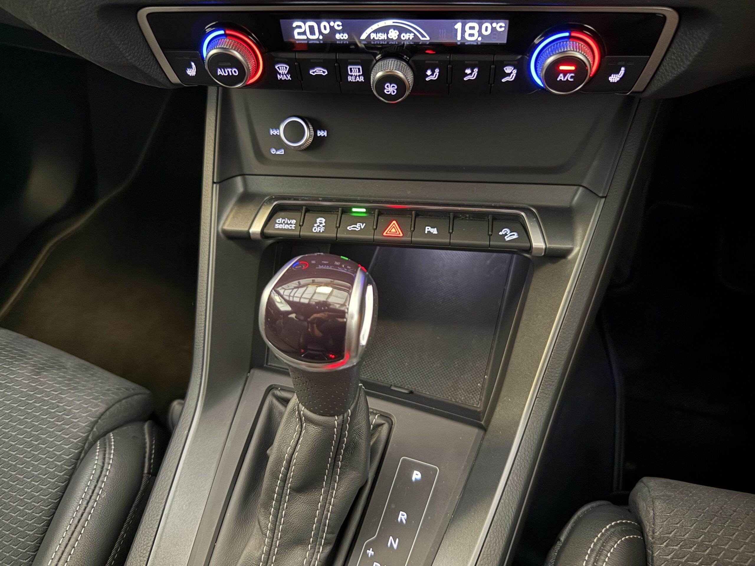 2023 Audi Q3 1.4 TFSIe 45 Vorsprung