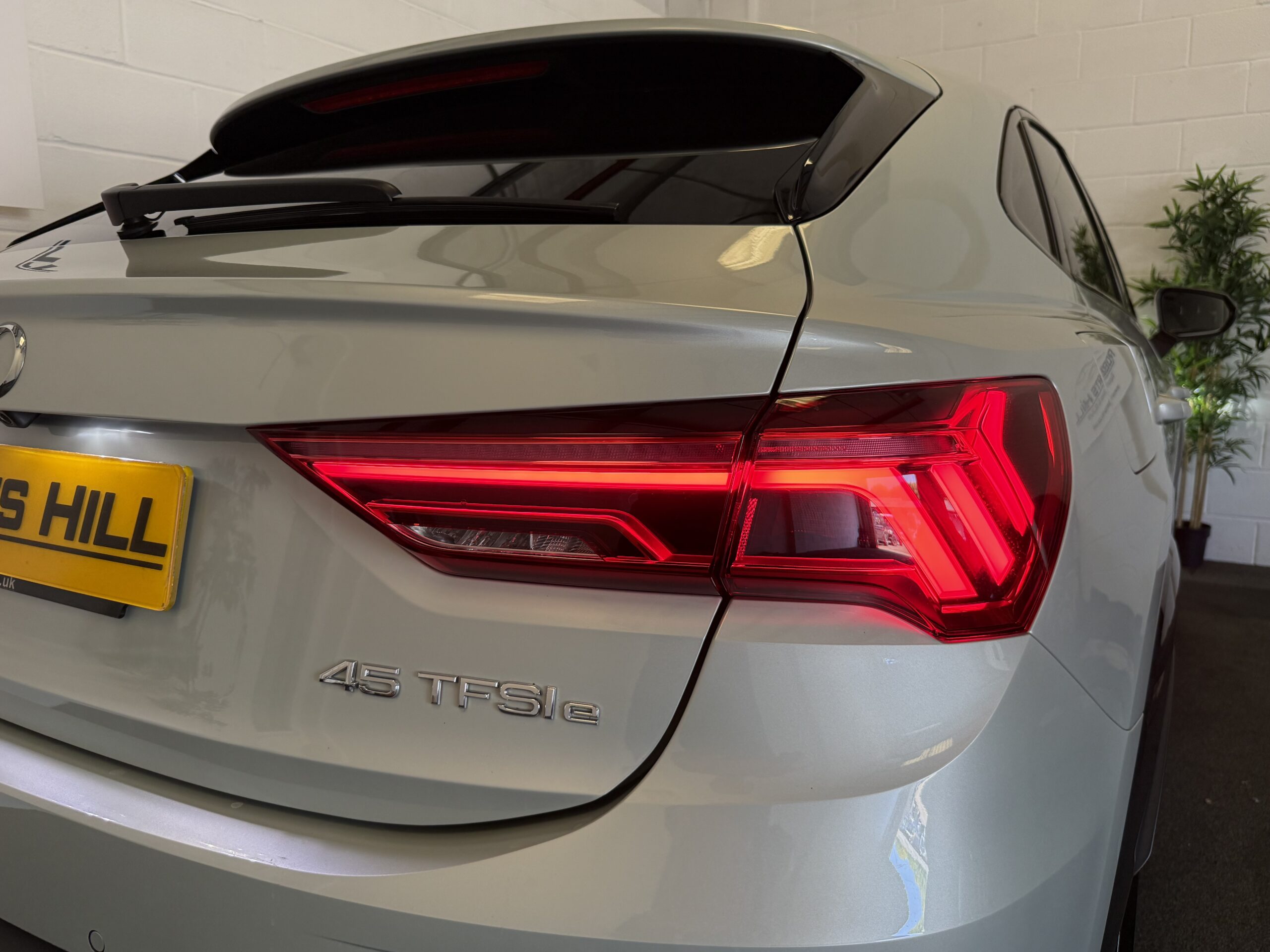 2023 Audi Q3 1.4 TFSIe 45 Vorsprung
