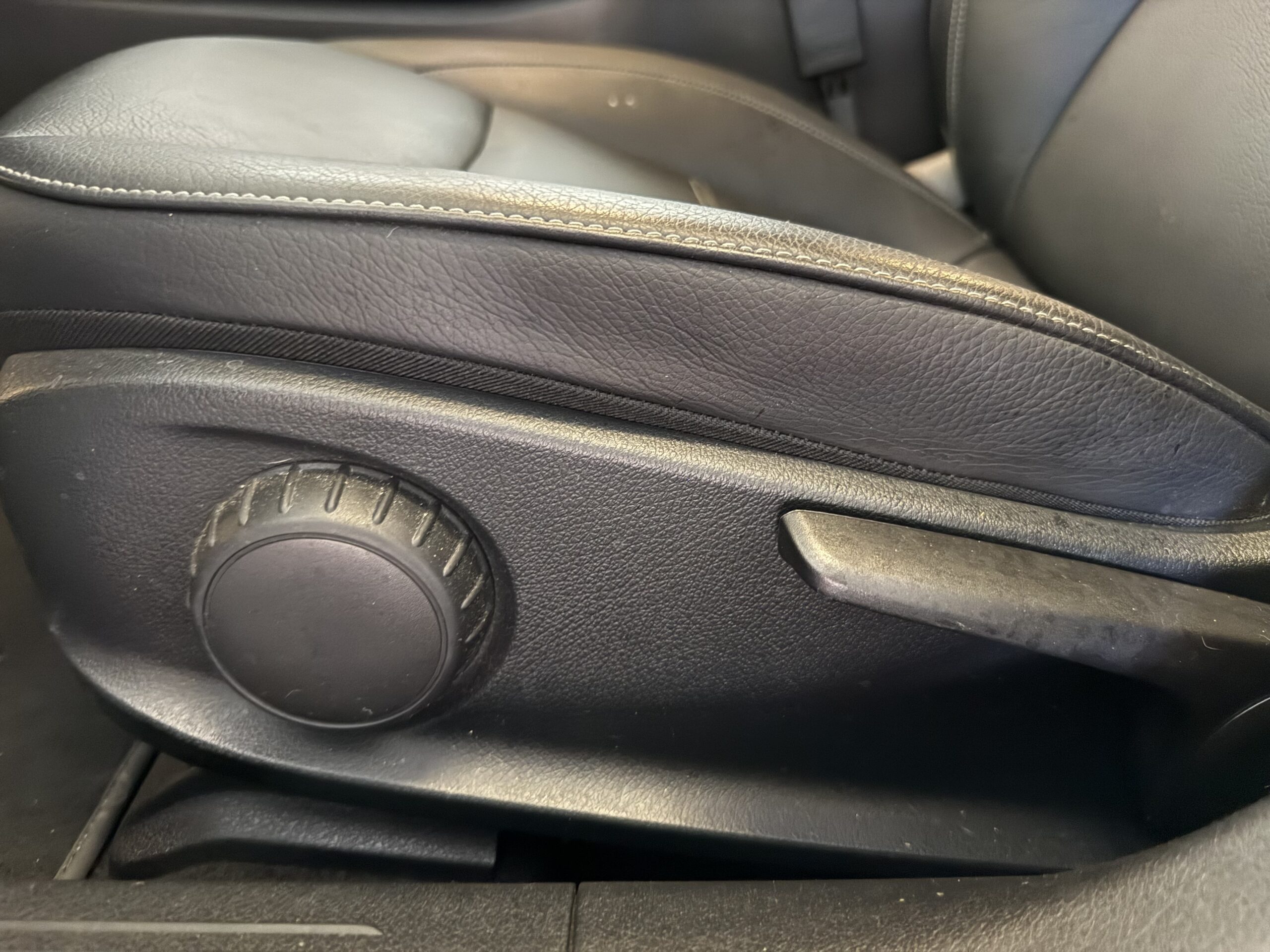 2022 Mercedes CLA 200