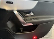 2022 Mercedes CLA 200