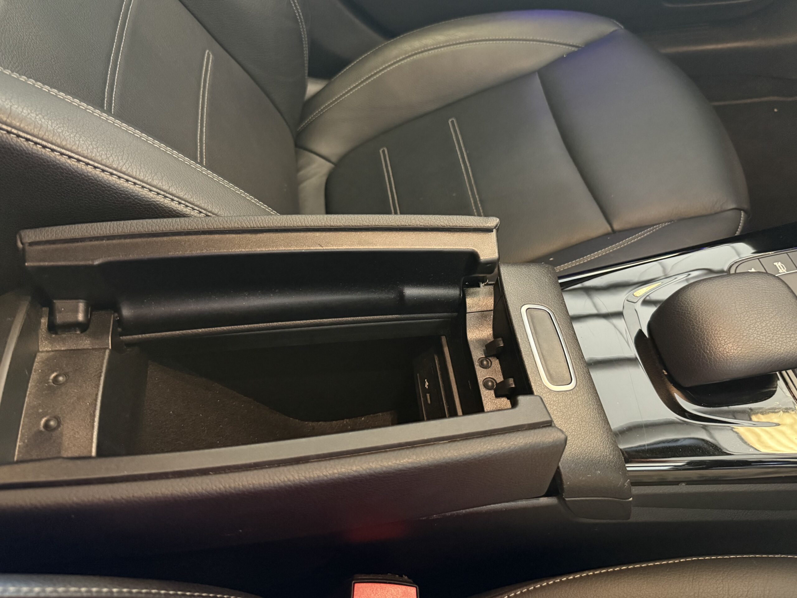 2022 Mercedes CLA 200