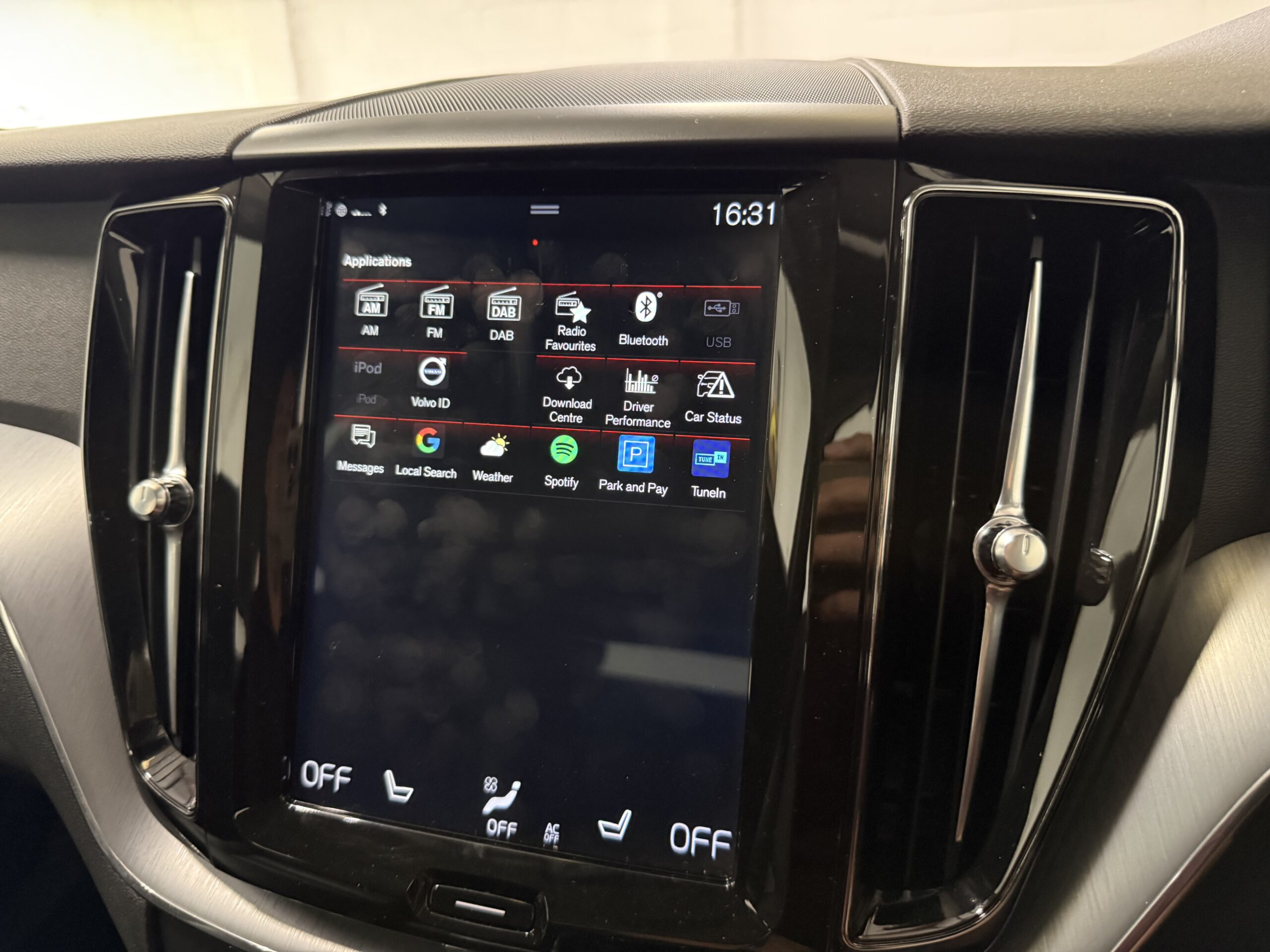 2018 Volvo XC60