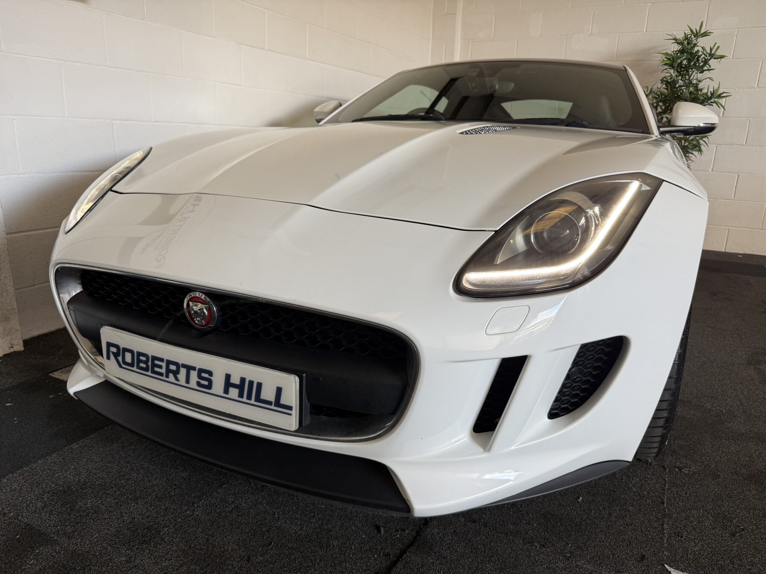 2014 Jaguar F-Type 3.0 V6